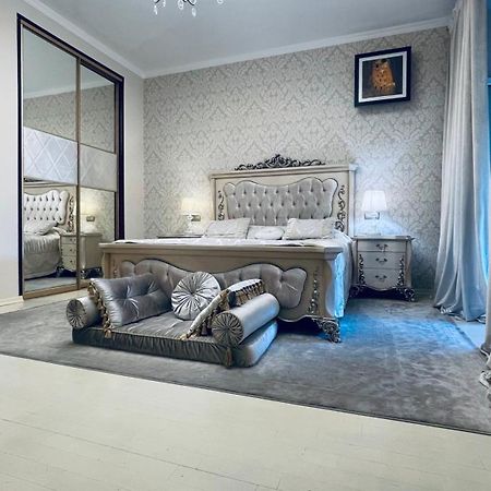 Luxury Design Apartments In The Center Of Kiev Kültér fotó